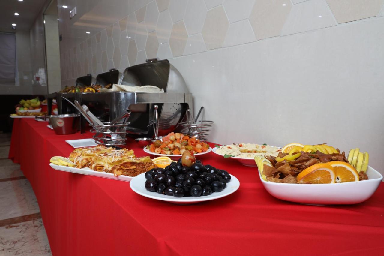 Al Azmy 116 Hotel Sharjah Exterior photo
